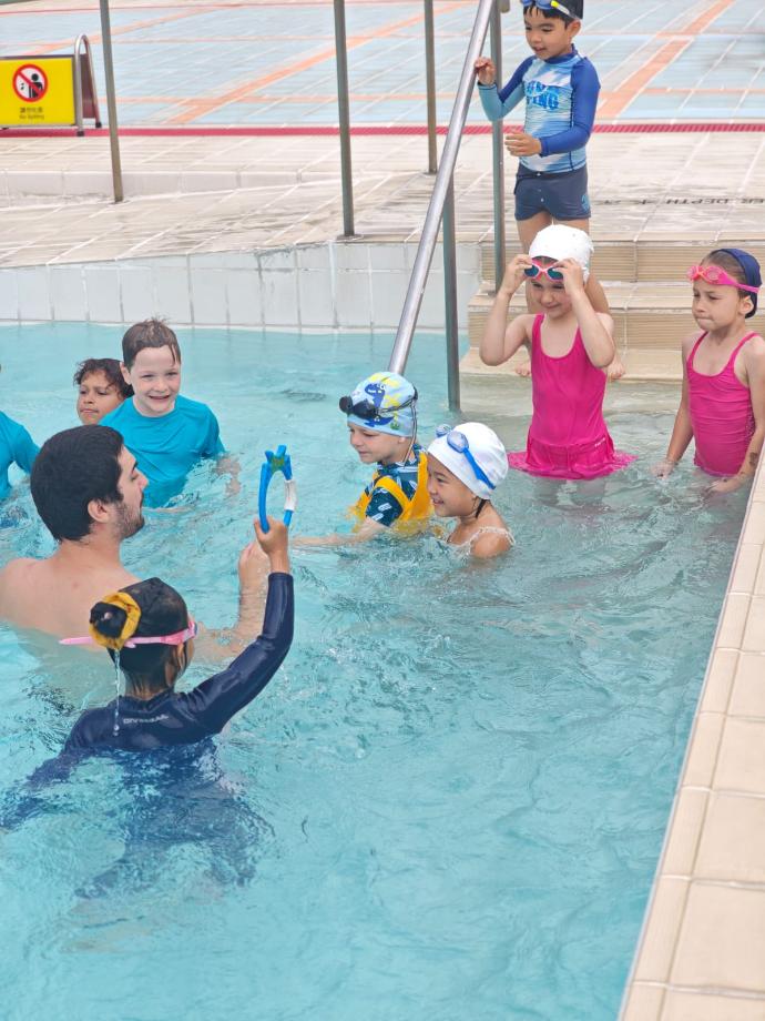 Swimming (3-8 years old)